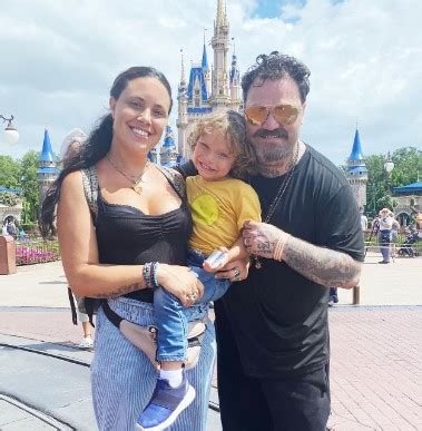 bam margera and his daughter.